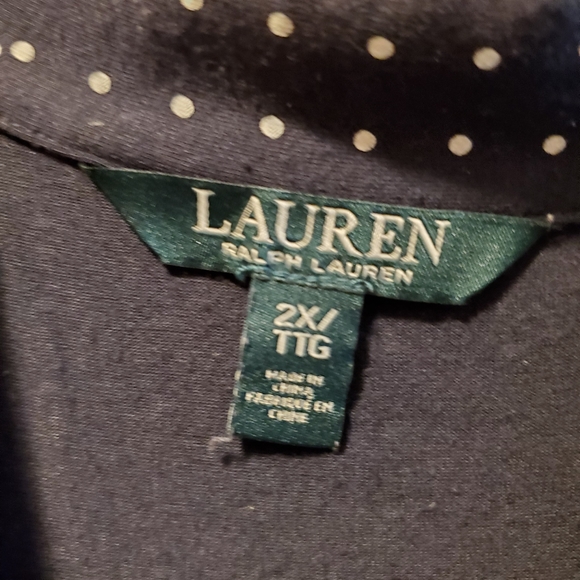 Lauren Ralph Lauren Navy Polka Dot Top, 2X - Picture 4 of 4